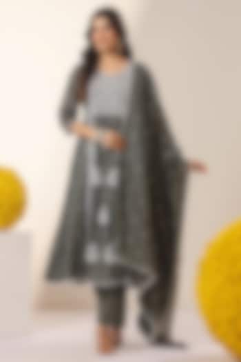 Green Mulmul Chikankari Embroidered Anarkali Set by Scakhi Luxe at Pernia's Pop Up Shop