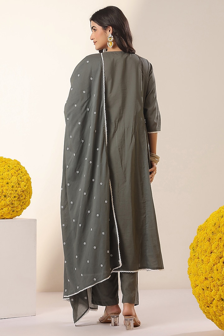Green Mulmul Chikankari Embroidered Anarkali Set by Scakhi Luxe at Pernia's Pop Up Shop