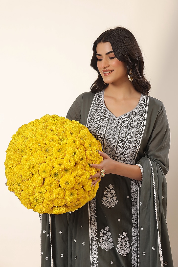 Green Mulmul Chikankari Embroidered Anarkali Set by Scakhi Luxe at Pernia's Pop Up Shop