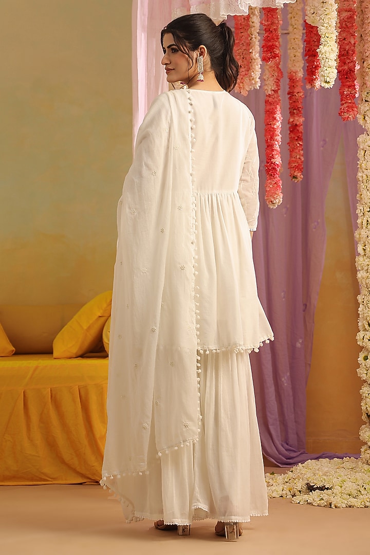 White Mulmul Sharara Set by Scakhi Luxe at Pernia's Pop Up Shop
