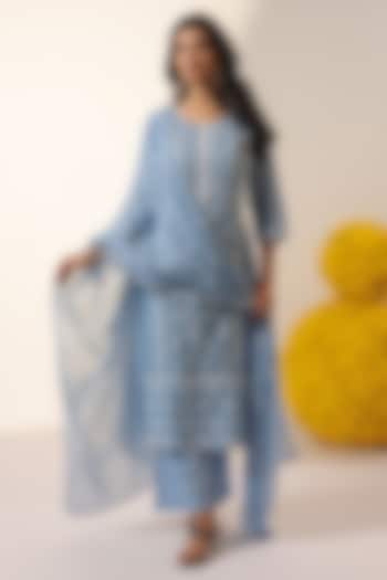 Powder Blue Mulmul Thread Embroidered Straight Kurta Set by Scakhi Luxe at Pernia's Pop Up Shop