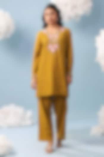 Olive Cotton Blend Embroidered Paneled Kurta Set by Scakhi Luxe at Pernia's Pop Up Shop