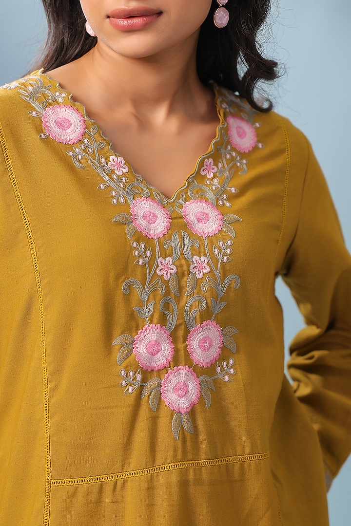 Olive Cotton Blend Embroidered Paneled Kurta Set by Scakhi Luxe at Pernia's Pop Up Shop