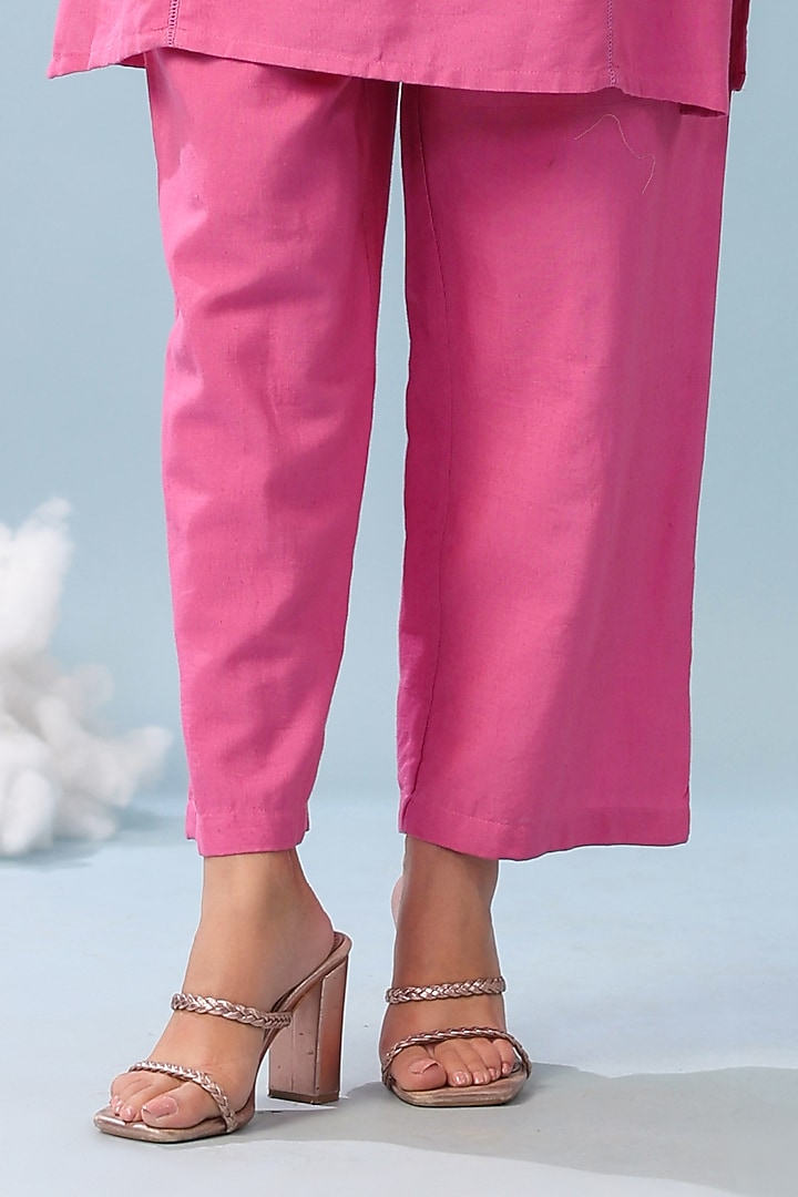 Rose Pink Cotton Blend Embroidered Paneled Kurta Set by Scakhi Luxe at Pernia's Pop Up Shop