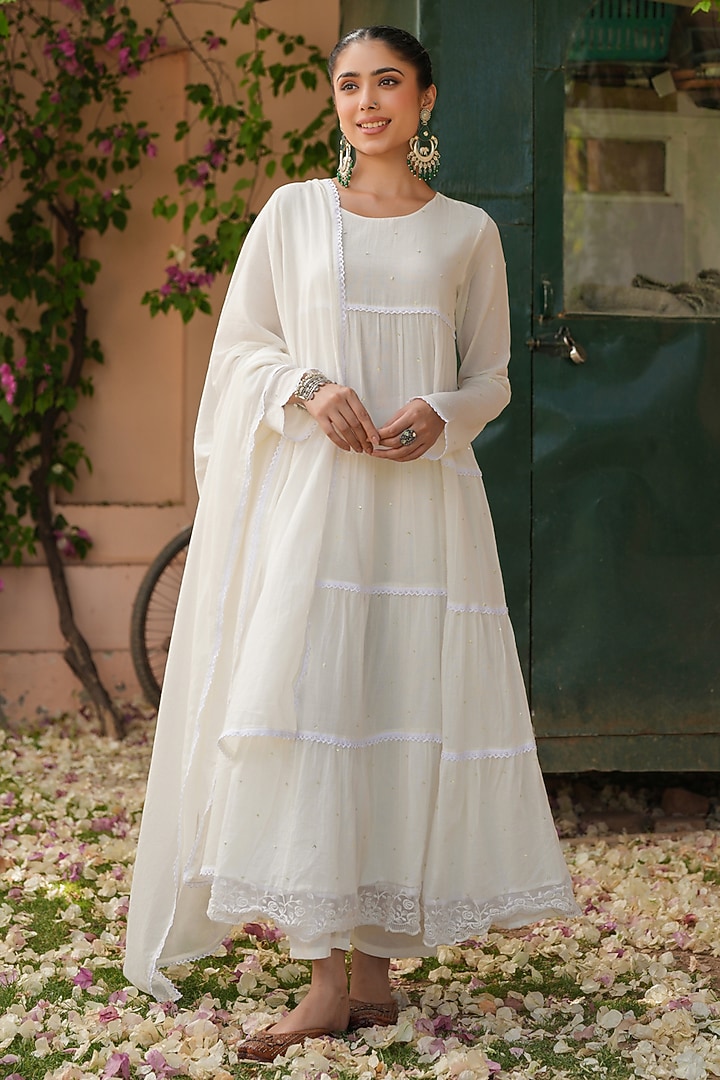 Off-White Cotton Mulmul Sequins Embellished Anarkali Set by Scakhi Luxe at Pernia's Pop Up Shop