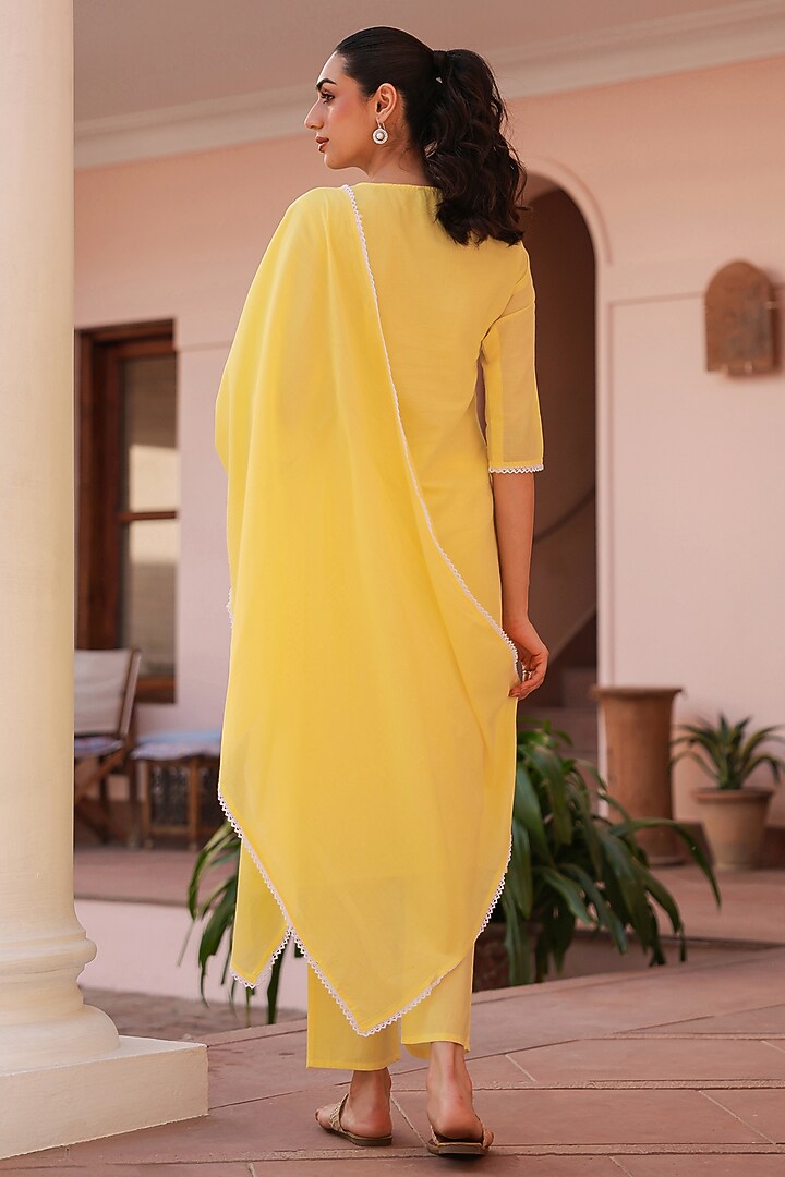 Yellow Cotton Mulmul Chikankari Embroidered Kurta Set by Scakhi Luxe at Pernia's Pop Up Shop