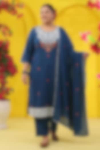 Teal Cotton Mulmul Thread Embroidered Straight Kurta Set by Scakhi Luxe at Pernia's Pop Up Shop