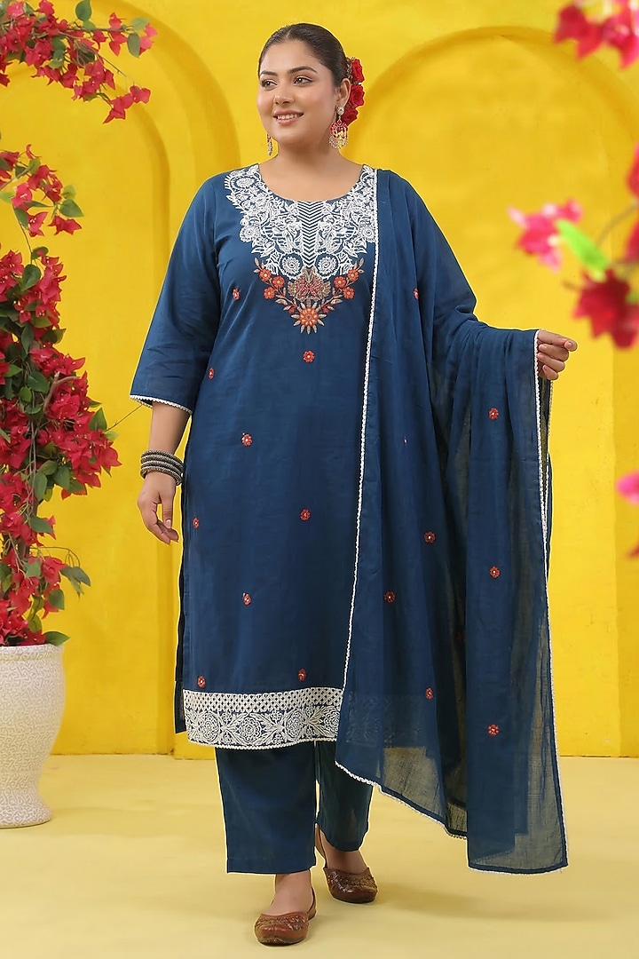 Teal Cotton Mulmul Thread Embroidered Straight Kurta Set by Scakhi Luxe at Pernia's Pop Up Shop