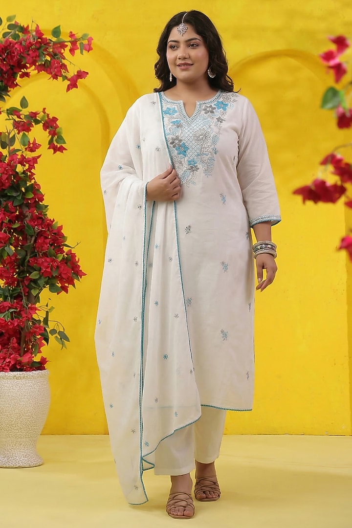 White Cotton Mulmul Embroidered Kurta Set by Scakhi Luxe at Pernia's Pop Up Shop