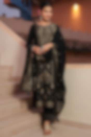Black Pashmina Wool Kurta Set by Scakhi