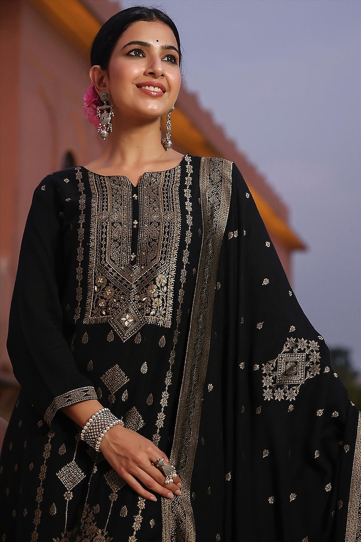 Black Pashmina Wool Kurta Set by Scakhi Luxe at Pernia's Pop Up Shop