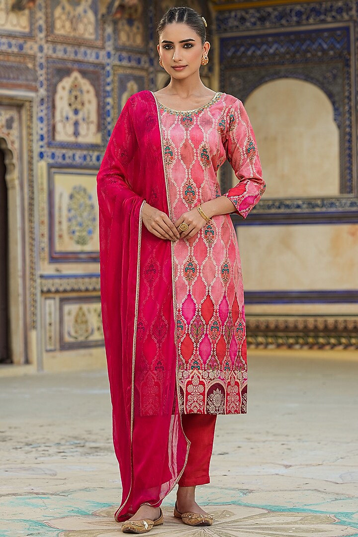 Coral Banarasi Silk Jacquard Floral Printed & Sequins Embellished Kurta Set by Scakhi Luxe at Pernia's Pop Up Shop