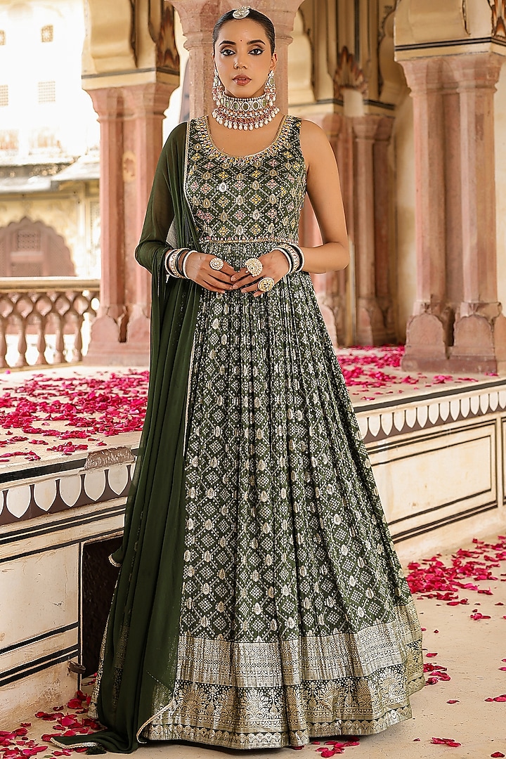 Green Silk Jacquard Sequin Embellished Bandhani Anarkali Set by Scakhi