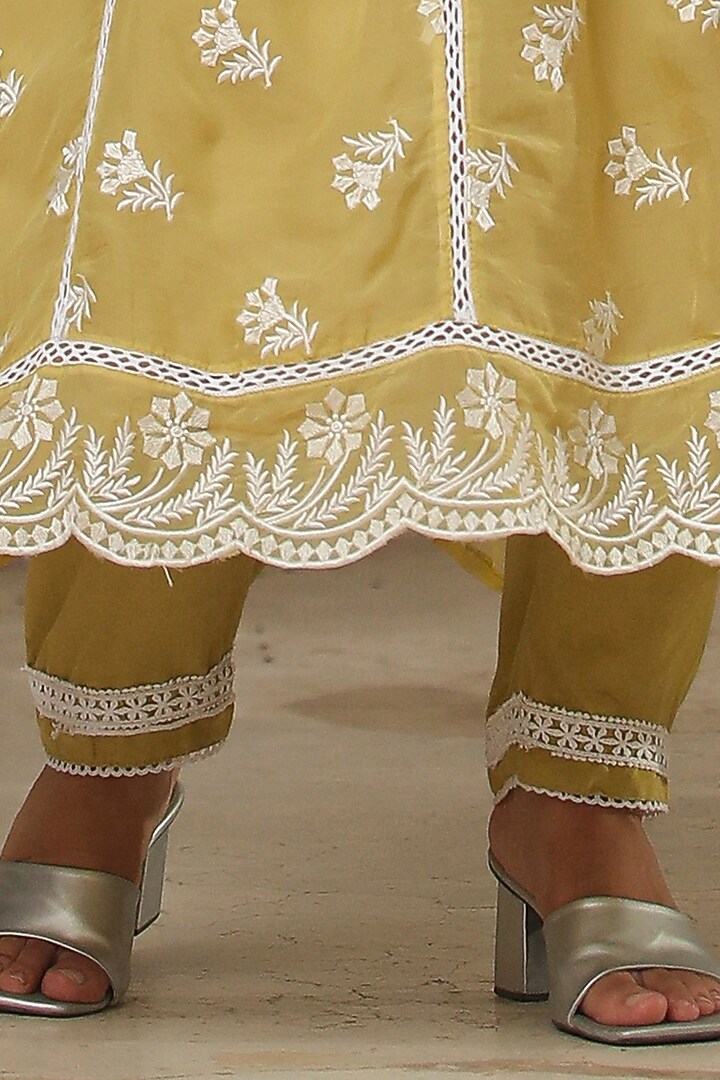 Yellow Organza Chikankari Embroidered Anarkali Set by Scakhi Luxe at Pernia's Pop Up Shop