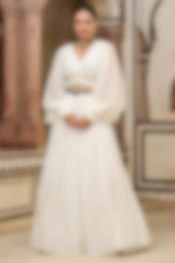 White Organza Gathered Lehenga Set by Scakhi Luxe at Pernia's Pop Up Shop