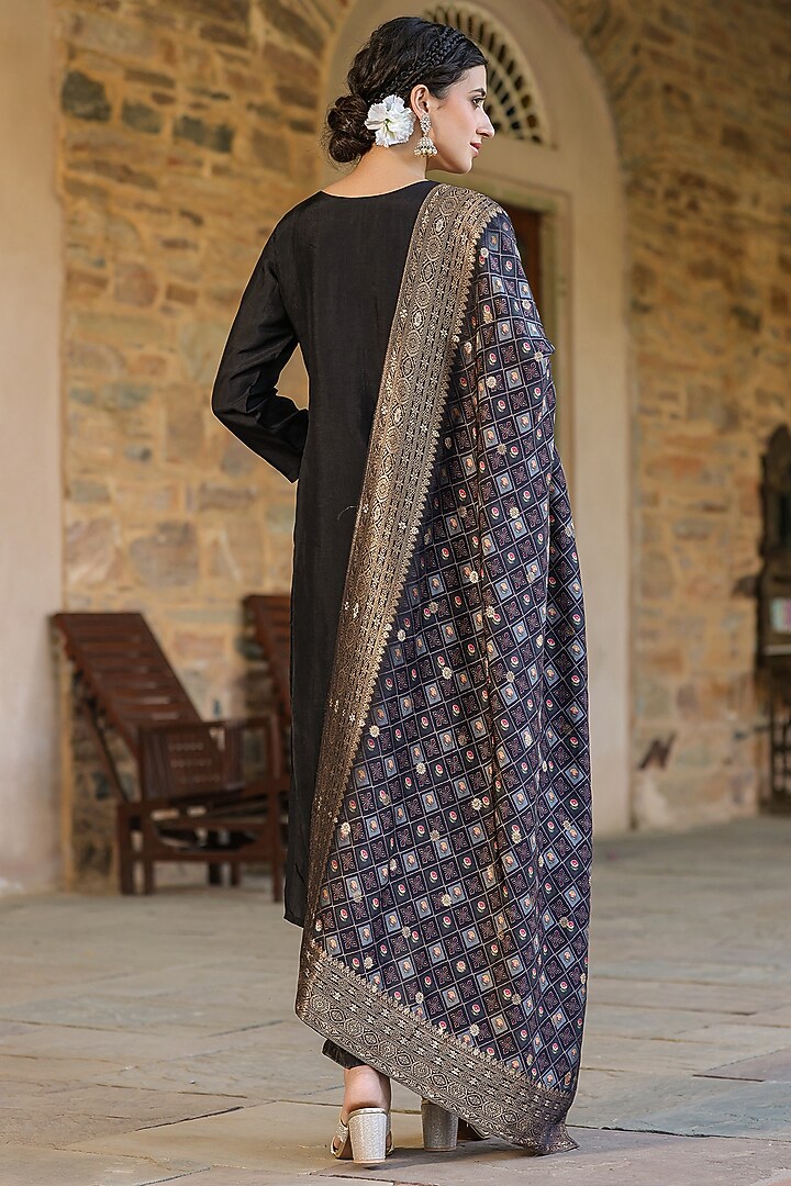 Black Russian Silk Jacquard Sequins Embellished Kurta Set by Scakhi Luxe at Pernia's Pop Up Shop