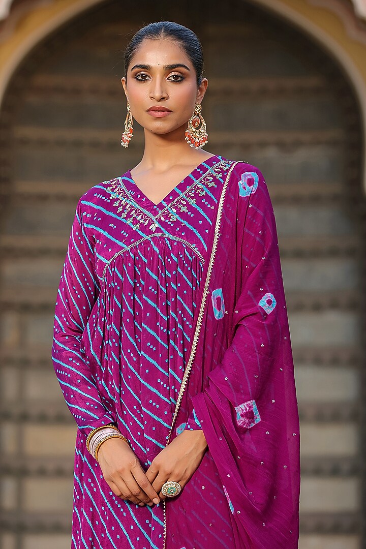 Purple Chinon Silk Leheriya Printed Bandhani Kurta Set by Scakhi Luxe at Pernia's Pop Up Shop