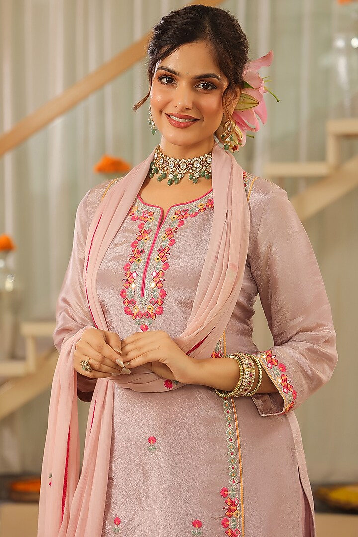 Lavender Shimmer Tissue Thread & Zari Embroidered Kurta Set by Scakhi Luxe at Pernia's Pop Up Shop