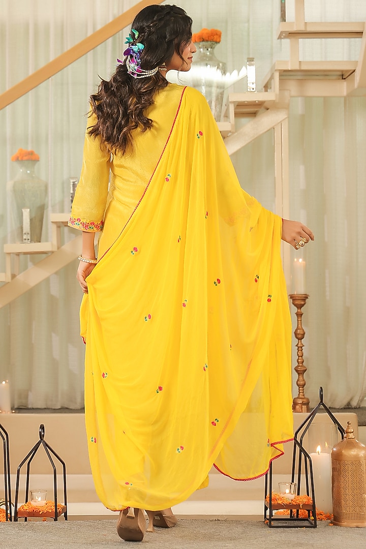 Yellow Shimmer Tissue Thread & Zari Embroidered Kurta Set by Scakhi Luxe at Pernia's Pop Up Shop