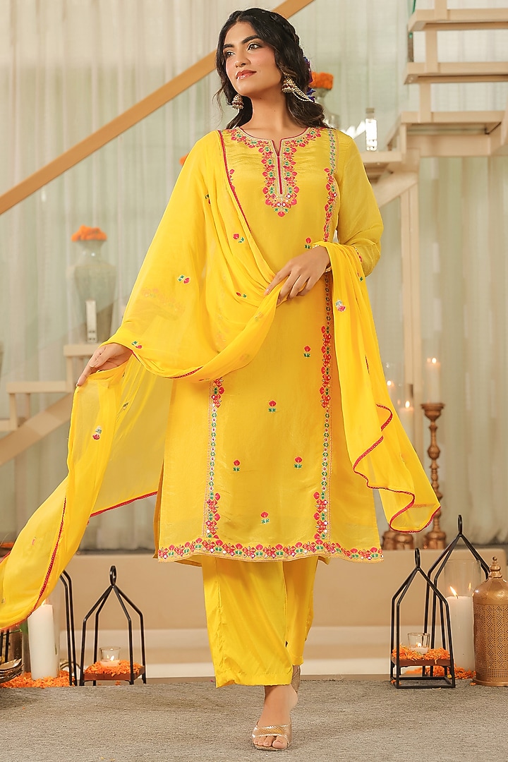 Yellow Shimmer Tissue Thread & Zari Embroidered Kurta Set by Scakhi Luxe at Pernia's Pop Up Shop