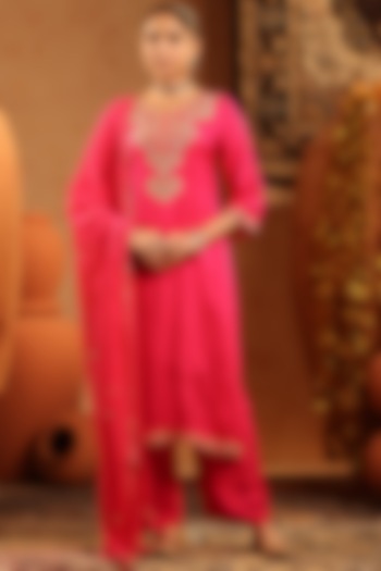 Hot Pink Russian Silk Zari Embroidered Kurta Set by Scakhi Luxe at Pernia's Pop Up Shop