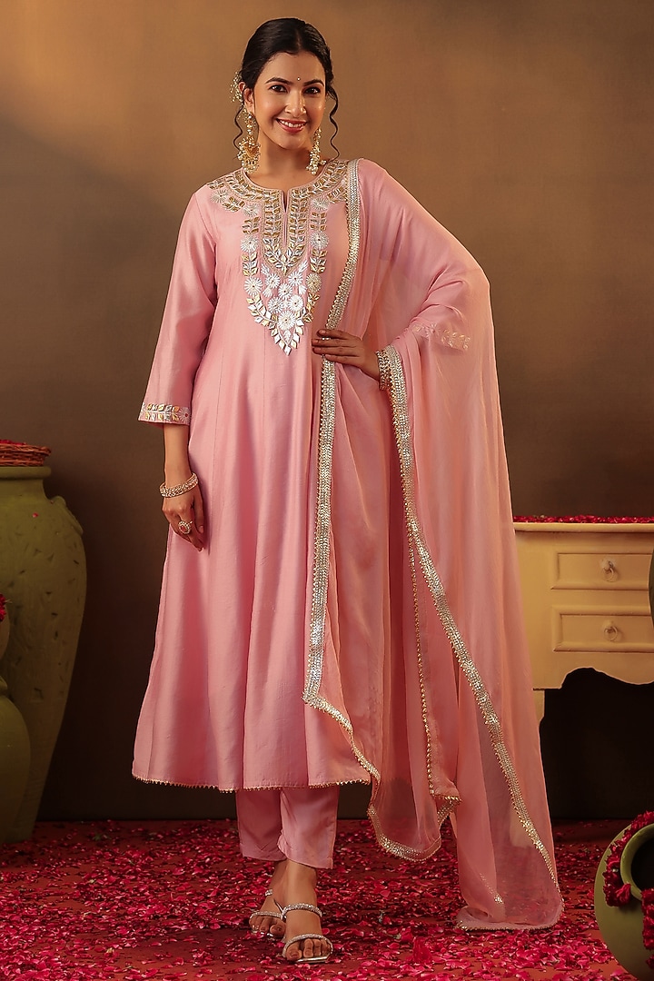 Mauve Chanderi Silk Gota Patti Embroidered Anarkali Set by Scakhi Luxe at Pernia's Pop Up Shop