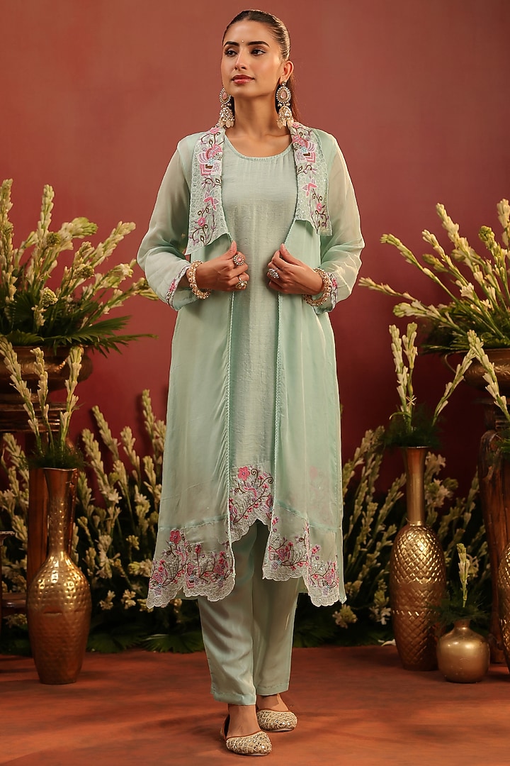 Sea Green Organza Silk Embroidered Cape Set by Scakhi Luxe at Pernia's Pop Up Shop