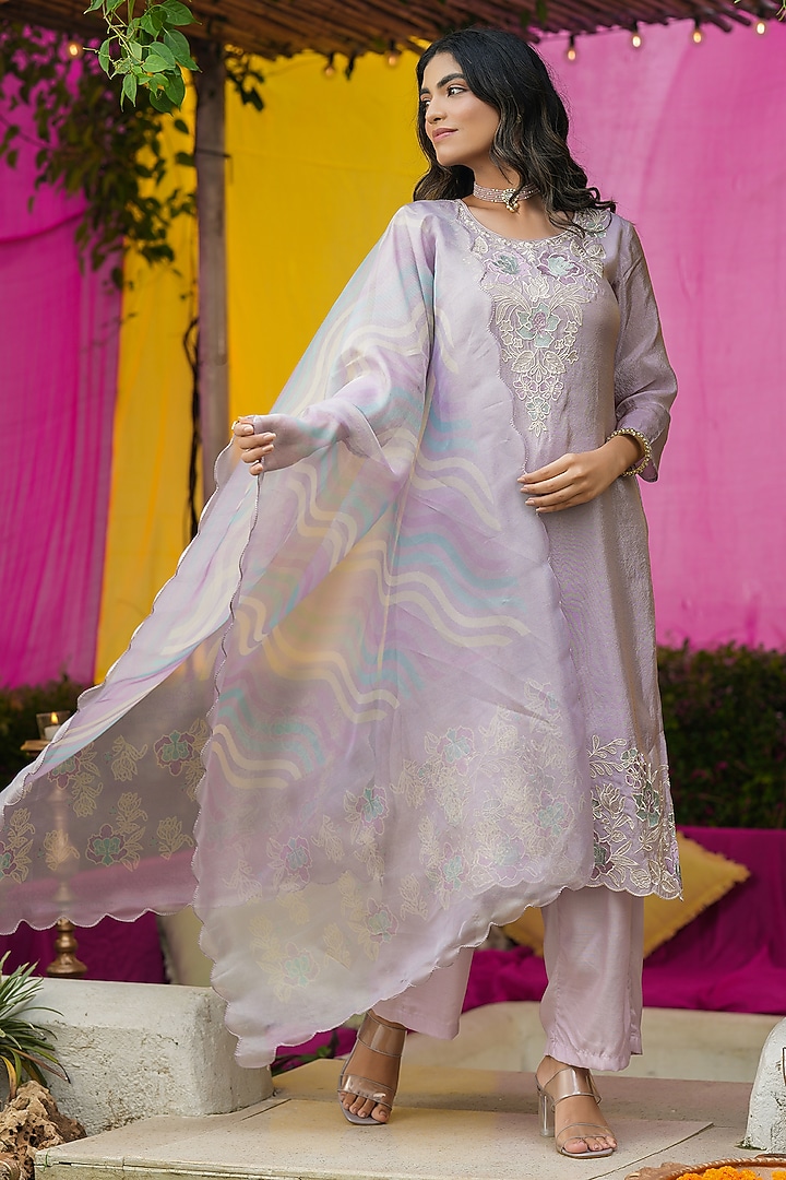 Lavender Shimmer Tissue Floral Embroidered Kurta Set by Scakhi Luxe at Pernia's Pop Up Shop