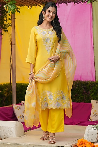 Yellow Shimmer Tissue Floral Embroidered Kurta Set by Scakhi Luxe