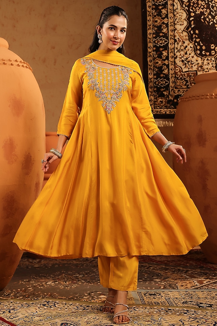 Yellow Russian Silk Thread Embroidered Anarkali Set by Scakhi Luxe at Pernia's Pop Up Shop