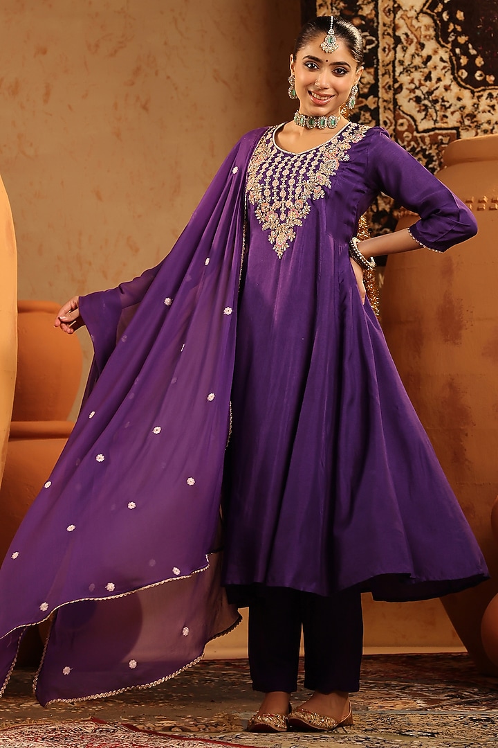 Purple Russian Silk Thread Embroidered Anarkali Set by Scakhi Luxe at Pernia's Pop Up Shop