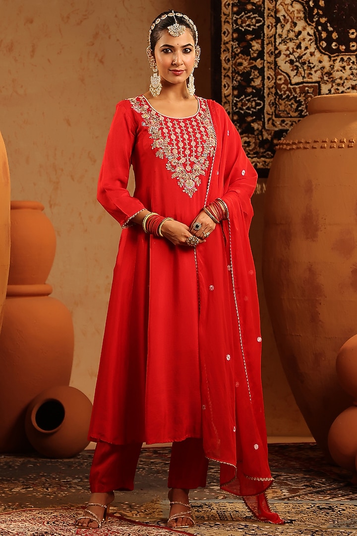 Red Russian Silk Thread Embroidered Anarkali Set by Scakhi Luxe at Pernia's Pop Up Shop