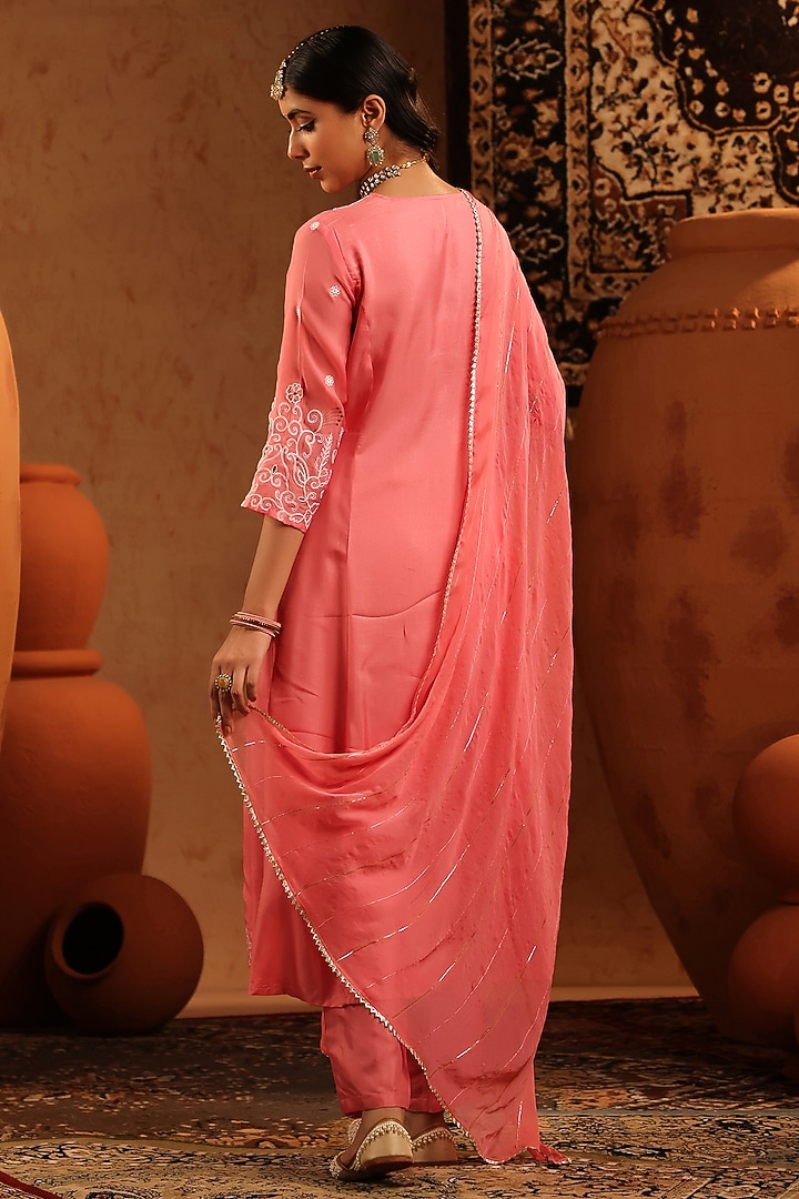 Mauve Russian Silk Thread Embroidered Anarkali Set by Scakhi Luxe at Pernia's Pop Up Shop