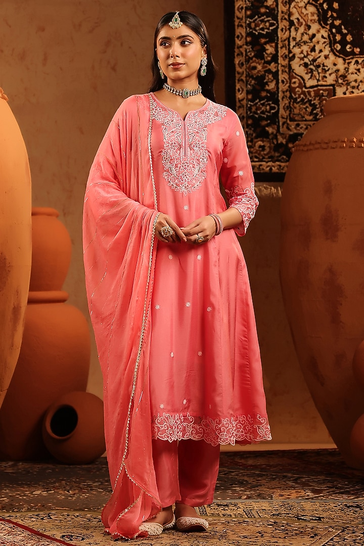 Mauve Russian Silk Thread Embroidered Anarkali Set by Scakhi Luxe at Pernia's Pop Up Shop