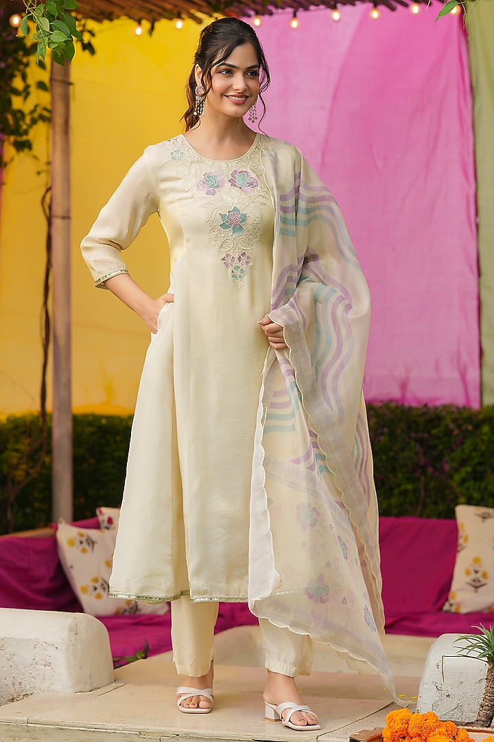 Ivory Shimmer Tissue Thread Embroidered Anarkali Set by Scakhi Luxe at Pernia's Pop Up Shop