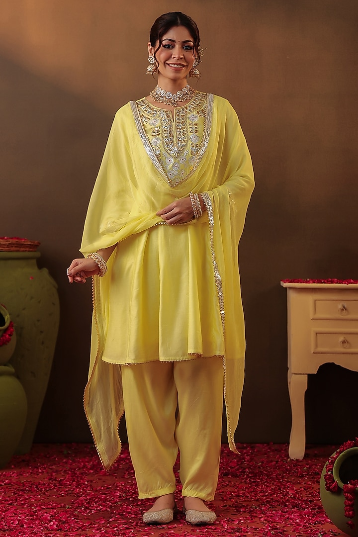 Yellow Chanderi Silk Thread Embroidered Anarkali Set by Scakhi Luxe at Pernia's Pop Up Shop