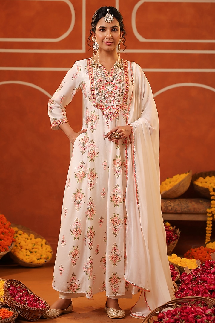 Ivory Chanderi Silk Embroidered Anarkali Set by Scakhi Luxe at Pernia's Pop Up Shop