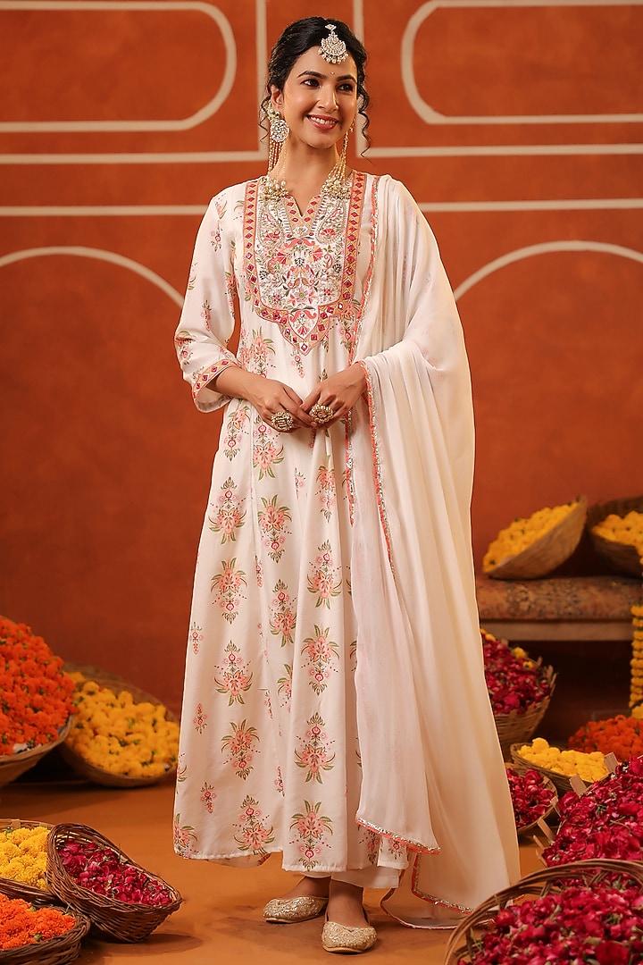 Ivory Chanderi Silk Embroidered Anarkali Set by Scakhi Luxe at Pernia's Pop Up Shop
