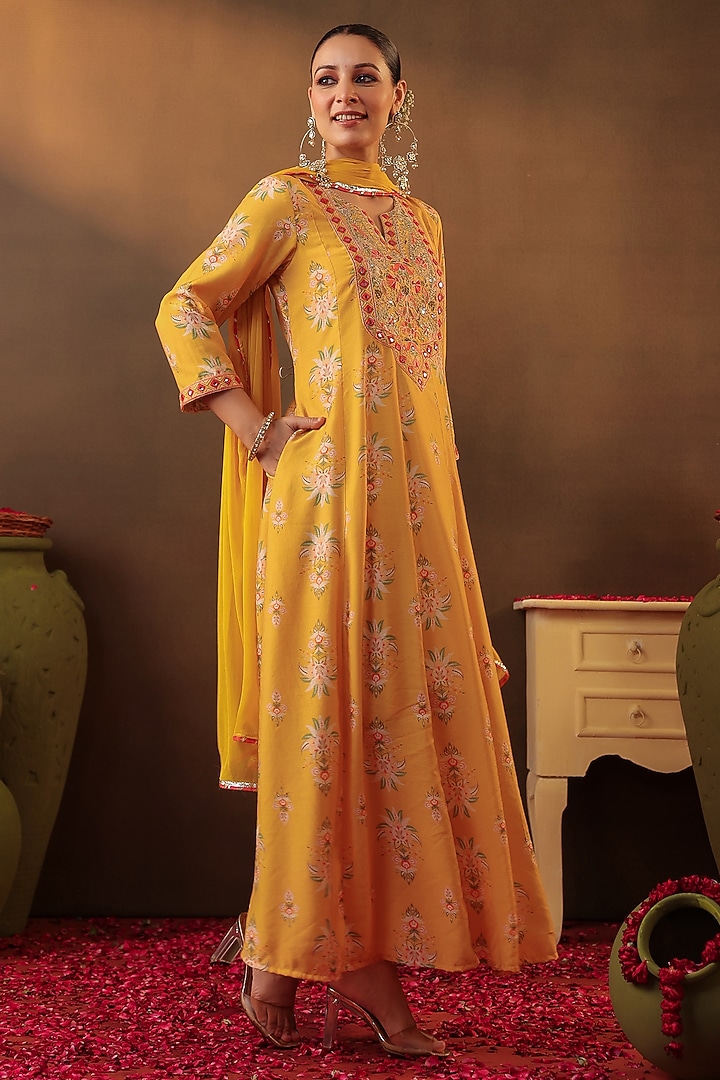 Mustard Chanderi Silk Embroidered Anarkali Set by Scakhi Luxe at Pernia's Pop Up Shop