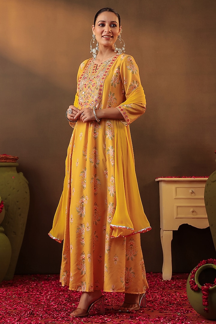 Mustard Chanderi Silk Embroidered Anarkali Set by Scakhi Luxe at Pernia's Pop Up Shop