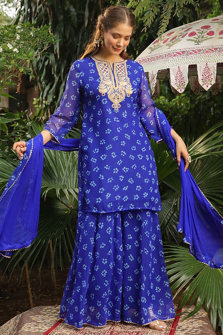 Royal Blue Georgette Bandhani Printed Kurta Set by Scakhi Luxe at Pernia's Pop Up Shop