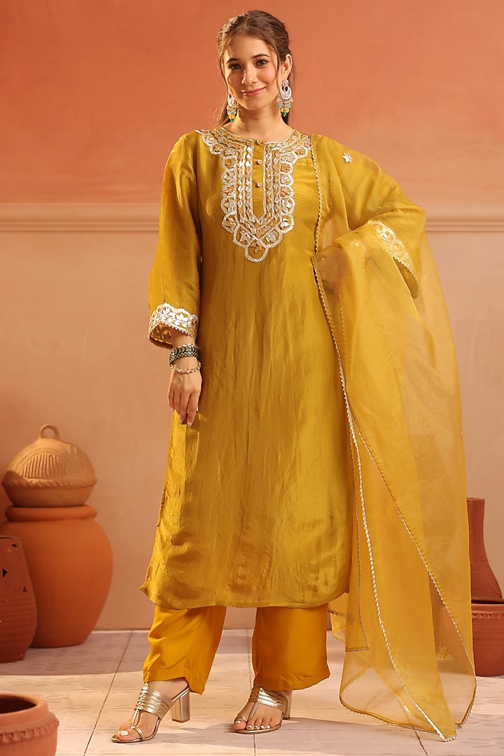 Olive Green Shimmer Tissue Gota Patti Work Straight Kurta Set by Scakhi Luxe at Pernia's Pop Up Shop