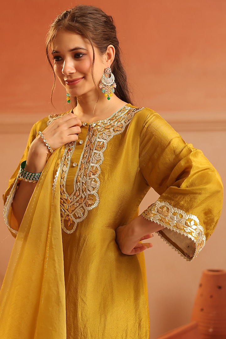 Olive Green Shimmer Tissue Gota Patti Work Straight Kurta Set by Scakhi Luxe at Pernia's Pop Up Shop