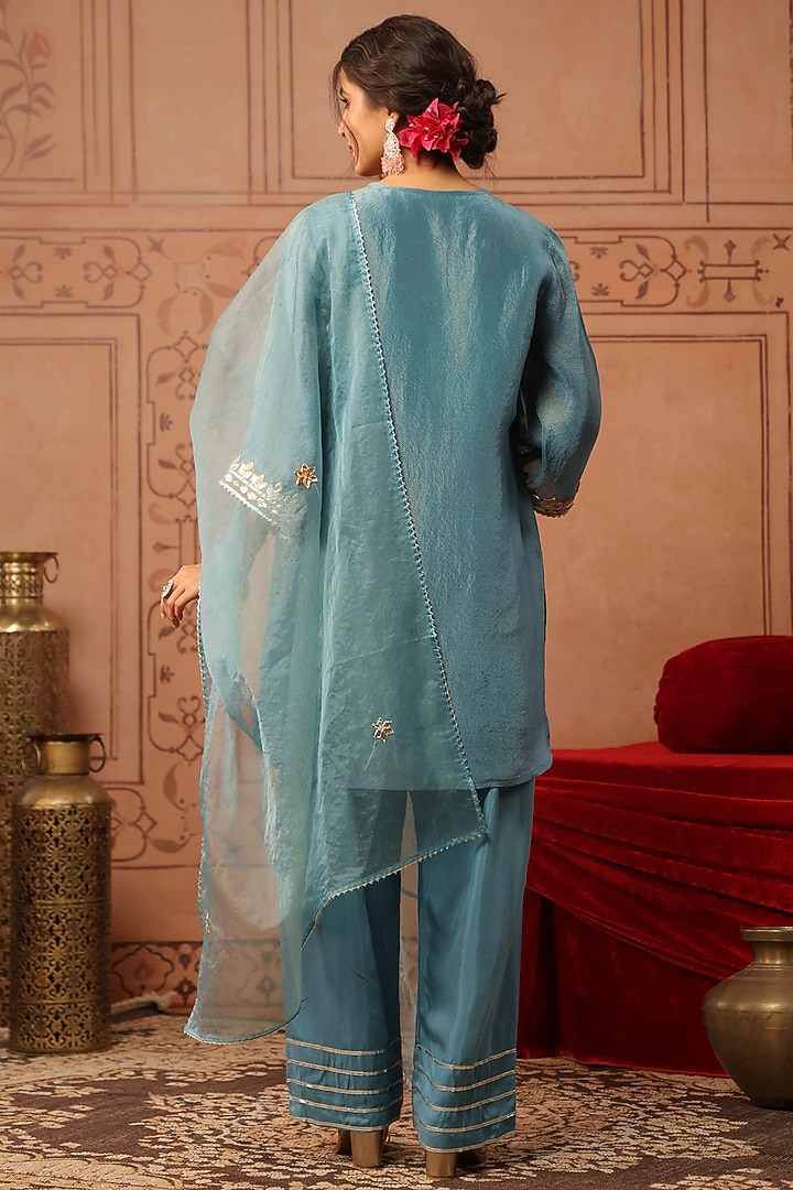 Teal Shimmer Tissue Floral Embroidered Kurta Set by Scakhi Luxe at Pernia's Pop Up Shop