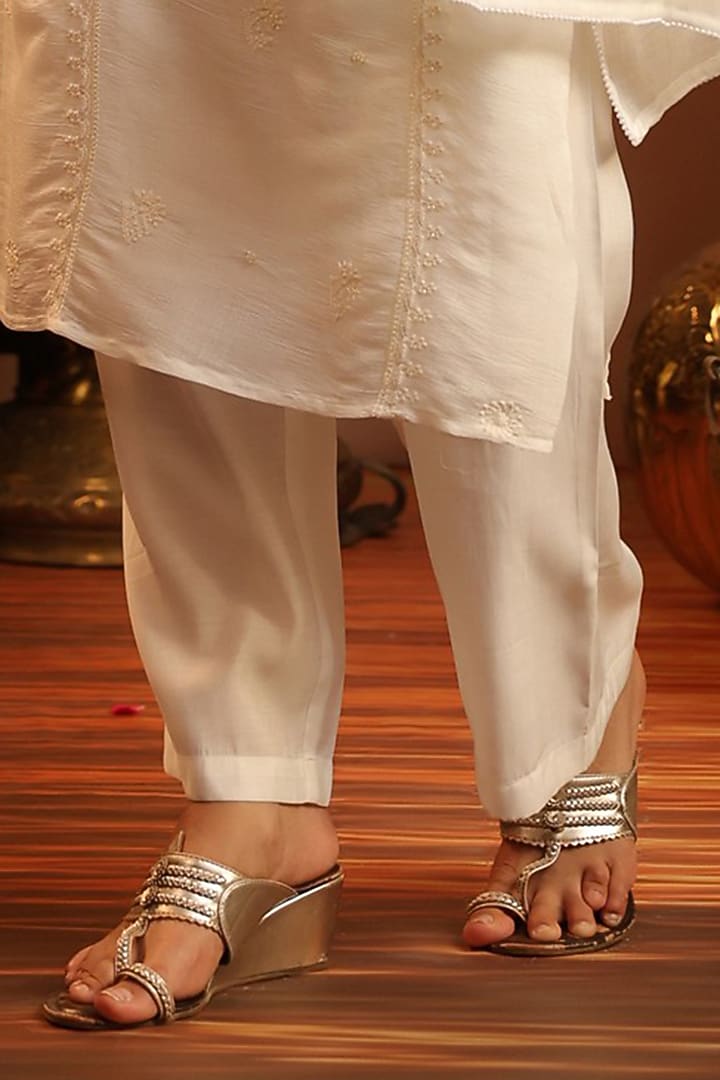 Ivory Coral Silk Thread Embroidered Kurta Set by Scakhi Luxe at Pernia's Pop Up Shop