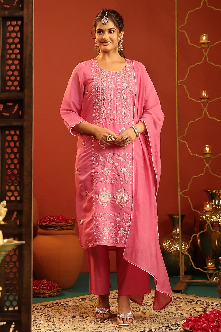 Pink Coral Silk Bead Embroidered Kurta Set by Scakhi Luxe at Pernia's Pop Up Shop