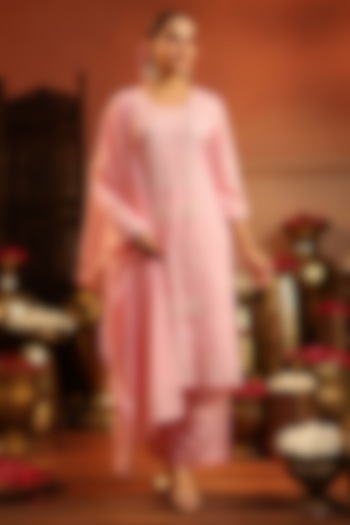 Pink Coral Silk Sequin Embroidered Kurta Set by Scakhi Luxe at Pernia's Pop Up Shop