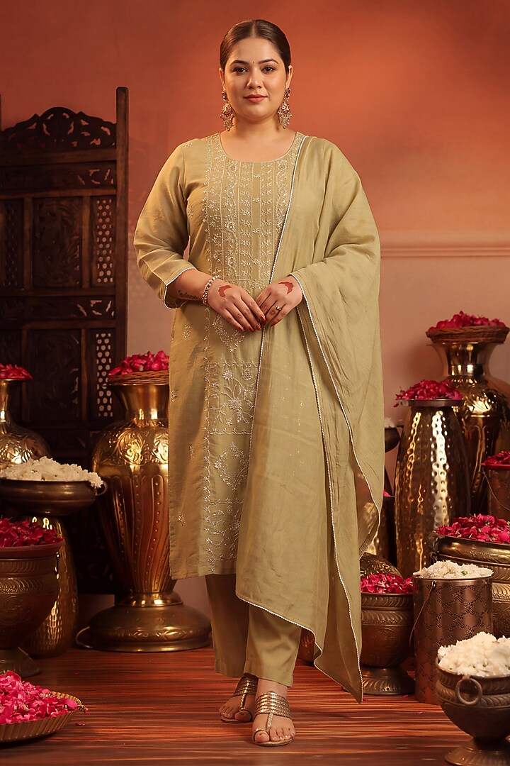 Green Coral Silk Sequin Embroidered Kurta Set by Scakhi Luxe at Pernia's Pop Up Shop