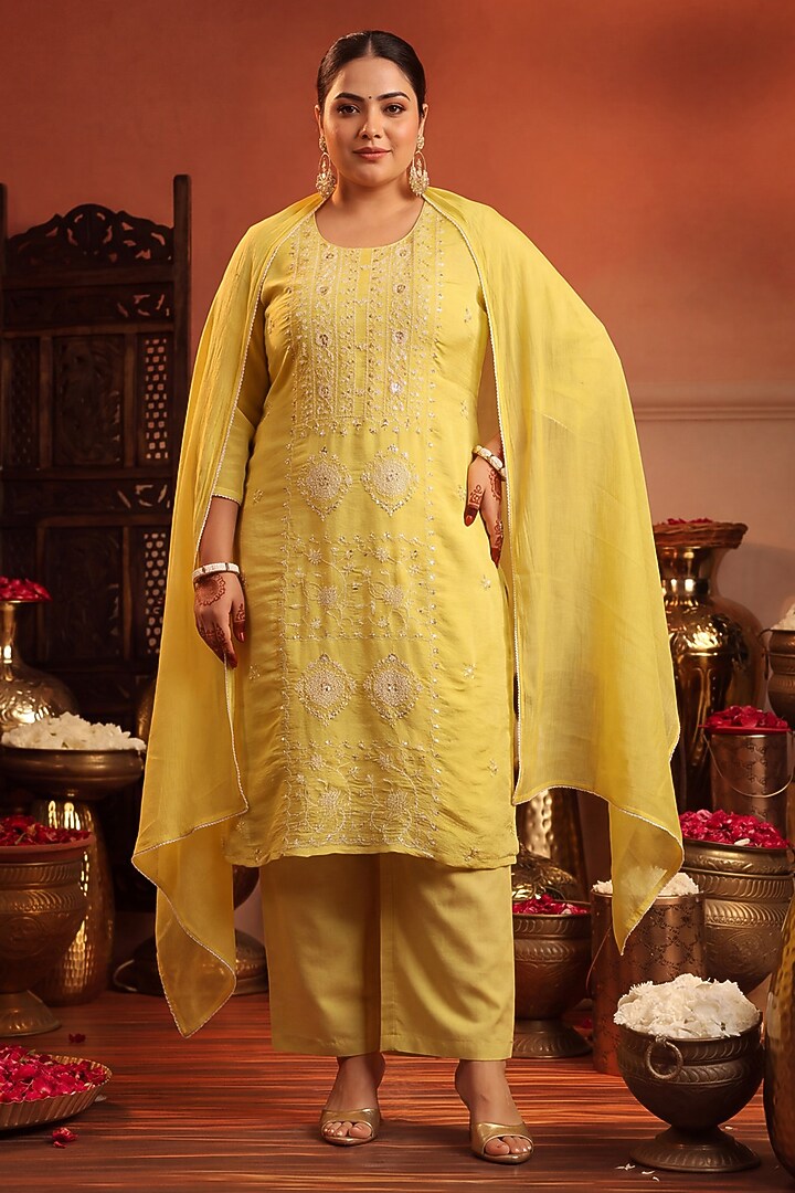 Lime Green Coral Silk Sequin Embroidered Kurta Set by Scakhi Luxe at Pernia's Pop Up Shop