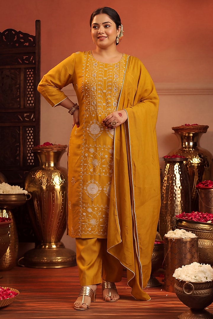 Mustard Coral Silk Sequin Embroidered Kurta Set by Scakhi Luxe at Pernia's Pop Up Shop